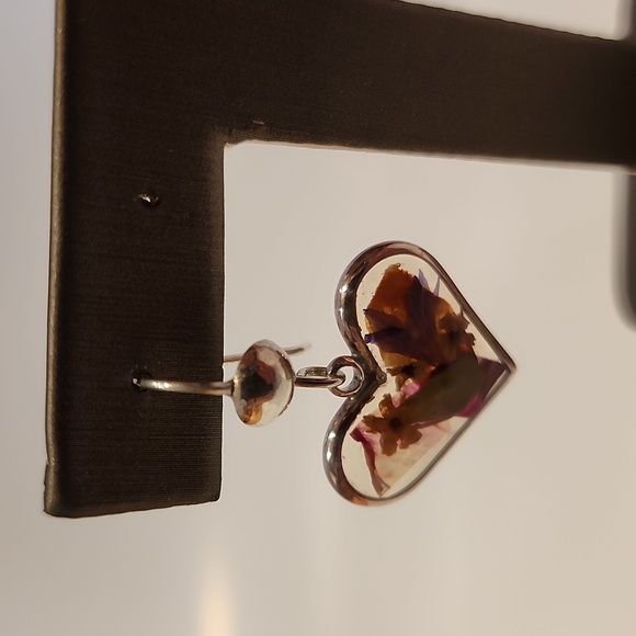 Heart Earrings - Picture 2 of 6